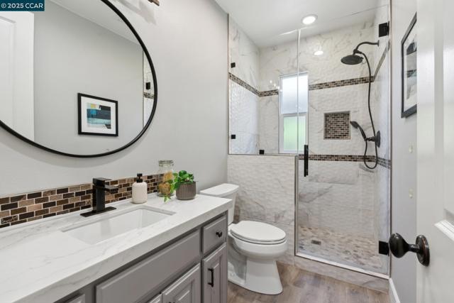 492 Calico Ct, San Ramon CA: https://media.crmls.org/mediaz/d36d0fa2-62fe-4fe2-aa1d-c7680d31329b.jpg