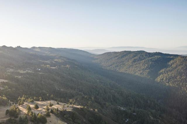 25200 Loma Prieta Avenue, Los Gatos CA: https://media.crmls.org/mediaz/d36d3b1f-89cc-43ee-9cc6-ff3110e3ea05.jpg