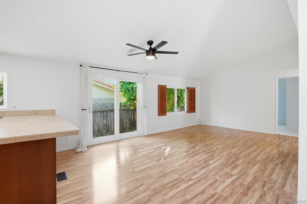 14955 Avenida Venusto - photo 19