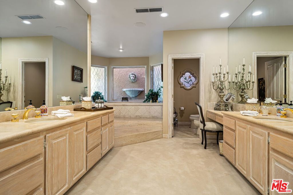 MLS #25618015 image #43