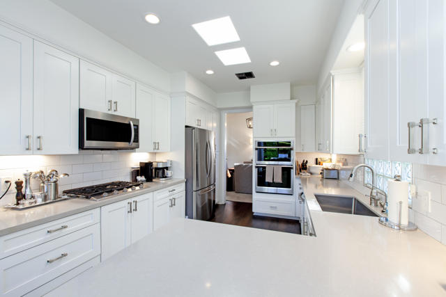 48225 Via Solana, La Quinta CA: https://media.crmls.org/mediaz/d36dd0f1-1f27-43cf-8183-97f66e5f7cd6.jpg