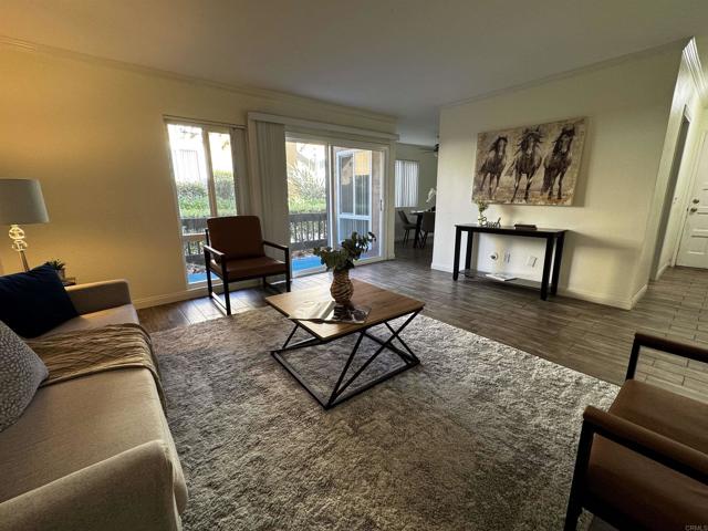 Detail Gallery Image 5 of 29 For 17159 W Bernardo Dr #103,  San Diego,  CA 92127 - 2 Beds | 2 Baths