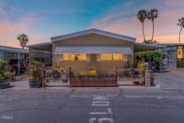 1500 Richmond Rd, Santa Paula CA: https://media.crmls.org/mediaz/d36df0f0-43a5-492c-bb81-576c9bacca3b.jpg