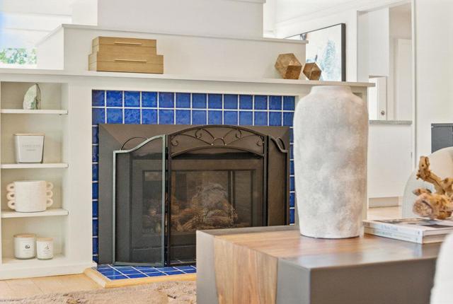 341 Linfield Drive, Menlo Park CA: https://media.crmls.org/mediaz/d36ec63c-fad2-40b7-989a-9a05c6e732c5.jpg