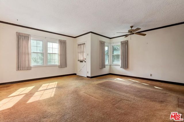 12508 Greene Avenue, Los Angeles CA: https://media.crmls.org/mediaz/d36f0d29-e1dc-4a5c-9b92-3f7df79942de.jpg