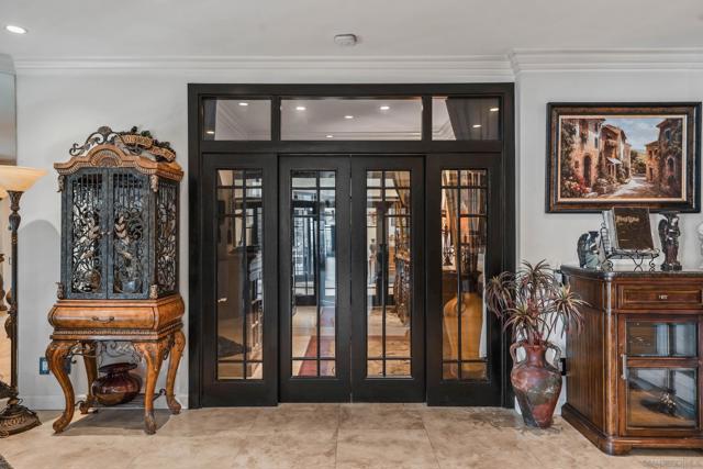 500 W Harbor, San Diego CA: https://media.crmls.org/mediaz/d36fcf2a-5255-4efb-888b-db1d38307c87.jpg