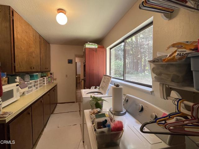 32691 Pearl Drive, Fort Bragg CA: https://media.crmls.org/mediaz/d3718f3b-7558-4ad2-b4fe-a431b143cd99.jpg