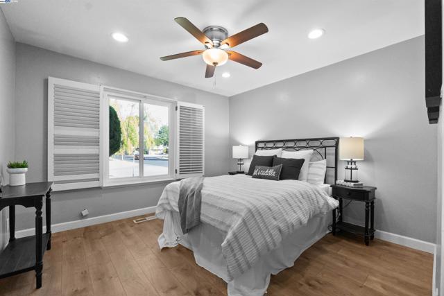 5095 Nottingham Ct, Newark CA: https://media.crmls.org/mediaz/d371e2c8-9a8e-4a58-9391-1e98ffe01ead.jpg
