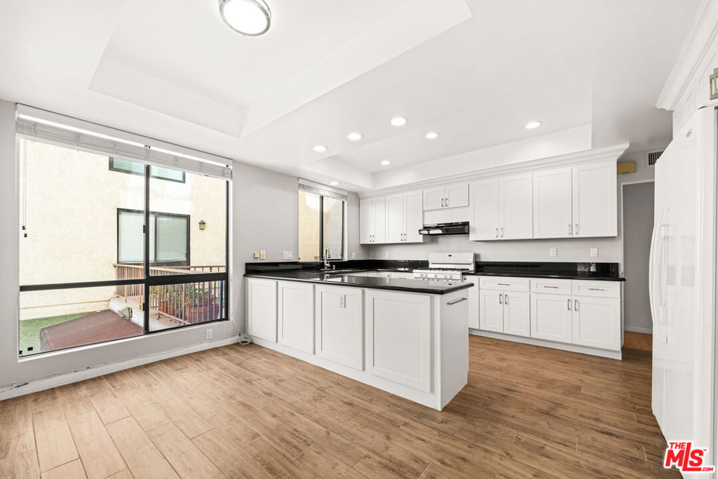 MLS #25626969 image #24