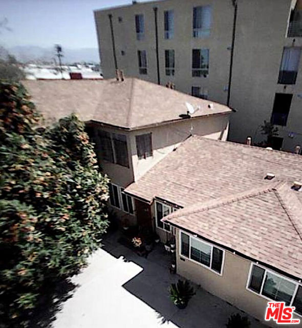 12045 Hart Street, North Hollywood CA: https://media.crmls.org/mediaz/d372ad17-e89f-492e-b7bc-0903c93220cc.jpg