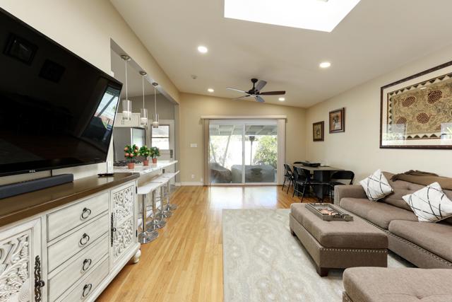 Detail Gallery Image 2 of 34 For 8892 Hoffing Ave, San Diego,  CA 92123 - 4 Beds | 2 Baths