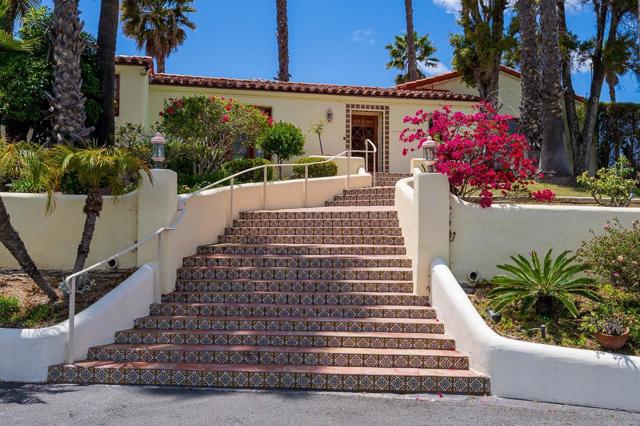 3928 La Cresta Way, Bonita CA: https://media.crmls.org/mediaz/d3750fff-23d1-4d6f-9fbf-de2b7888df3d.jpg