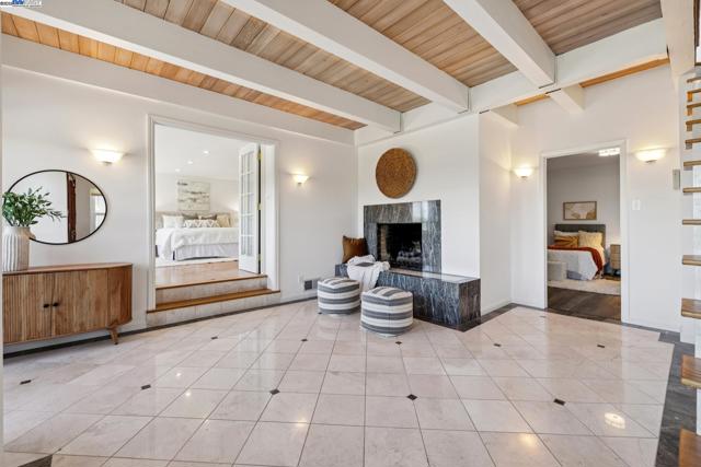 2140 Pullman Ave, Belmont CA: https://media.crmls.org/mediaz/d37578d2-6aa4-4a18-a89e-c043bea7e45c.jpg