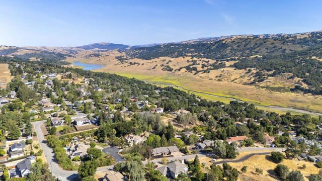 17151 Parkview Drive, Morgan Hill CA: https://media.crmls.org/mediaz/d3764c72-1c22-4cc1-ad74-47d727b89648.jpg