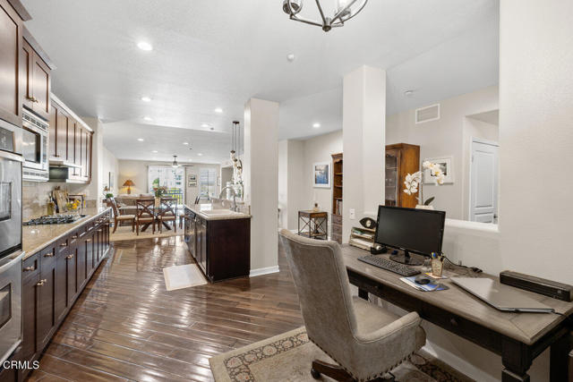 Detail Gallery Image 9 of 30 For 1544 Seabridge Ln, Oxnard,  CA 93035 - 2 Beds | 2 Baths