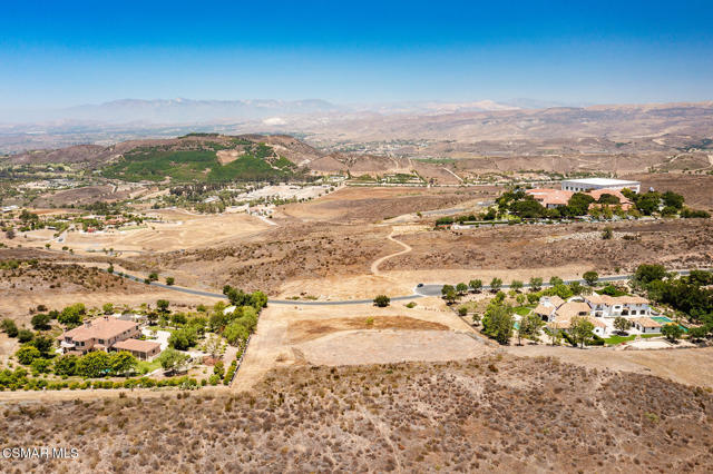 70 Presidential Drive, Simi Valley CA: https://media.crmls.org/mediaz/d3794ef4-3ecb-4e67-8889-d5cc0e99849d.jpg