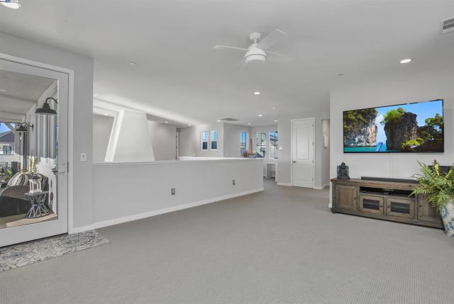 30 Grey Whale Pl, Bethel Island CA: https://media.crmls.org/mediaz/d3795b82-63ac-4fa8-9b65-dde43bf64b1d.jpg