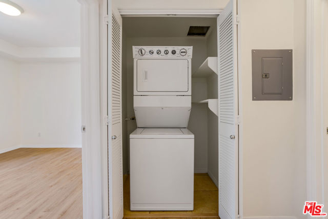 13044 Pacific Promenade, 121 photo 14