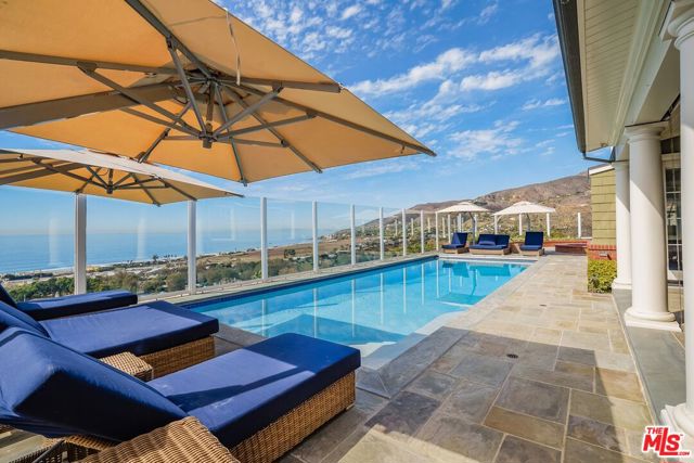 6277 Sea Star Drive, Malibu CA: https://media.crmls.org/mediaz/d37a3493-583f-481c-b6b6-d69ad57be845.jpg