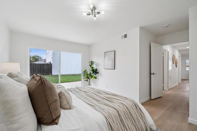 33024 Compton Court, Union City CA: https://media.crmls.org/mediaz/d37ad8bf-b226-4a1d-bbc9-5963e0f5d396.jpg