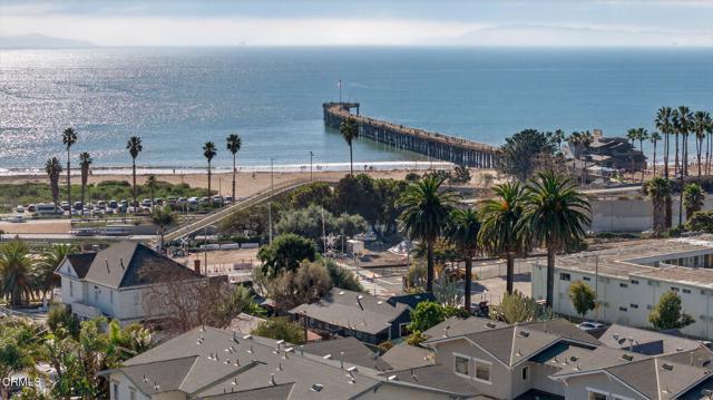 Detail Gallery Image 4 of 78 For 809 E Front St, Ventura,  CA 93001 - 3 Beds | 3 Baths