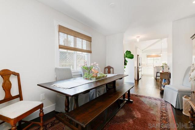 455 J Ave, Coronado CA: https://media.crmls.org/mediaz/d37bbf8a-3b55-4b32-ba72-80b5793d8ae0.jpg