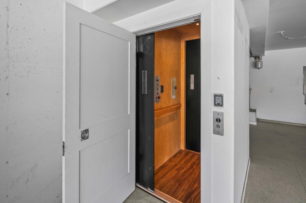 1251 Van Nuys St - photo 6