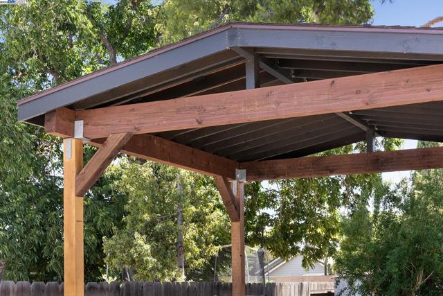 310 S Central Ave, Tracy CA: https://media.crmls.org/mediaz/d37d1c55-5b83-402a-af8e-15200ffe3eff.jpg
