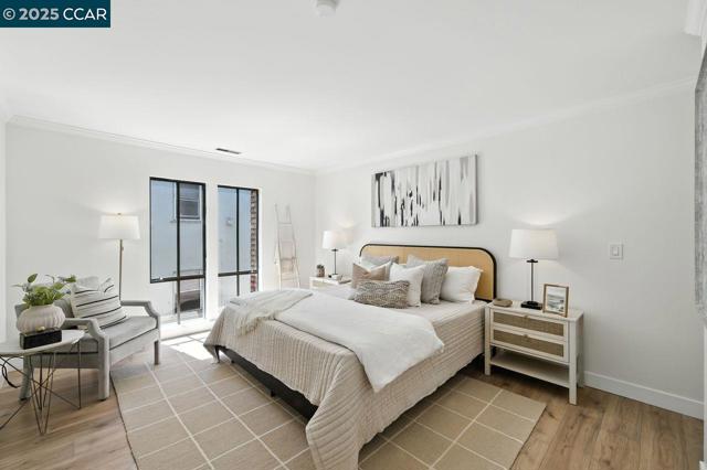 742 Wesley Way, Oakland CA: https://media.crmls.org/mediaz/d37d23a9-d2d9-43cb-af93-7f4a522c7685.jpg