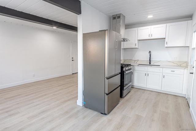 2813 15 46Th St, San Diego CA: https://media.crmls.org/mediaz/d37d7d1a-8b67-4fe8-a302-44f65c45d6f0.jpg