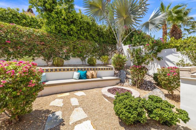 50831 Cereza, La Quinta CA: https://media.crmls.org/mediaz/d37d9fc0-49df-409e-8367-c582419d5cd8.jpg