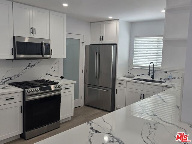 3335 Felix Avenue photo 27