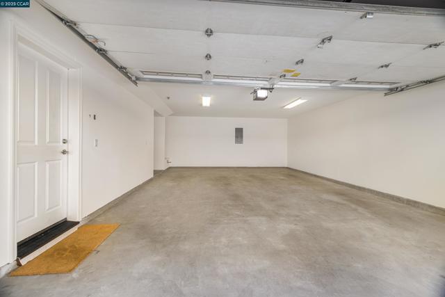 1121 Haven Street, Martinez CA: https://media.crmls.org/mediaz/d37fb4cb-6b9b-442a-a4ce-e2172012487b.jpg