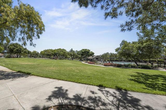 Detail Gallery Image 29 of 31 For 15517 Canton Ridge, San Diego,  CA 92127 - 3 Beds | 3 Baths
