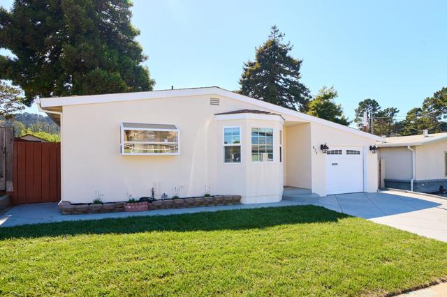 873 Newman Drive, South San Francisco CA: https://media.crmls.org/mediaz/d3816160-f4cc-441e-b440-4b492b31031d.jpg