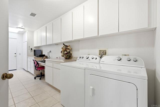 Detail Gallery Image 19 of 62 For 28766 Vista Valley Dr, Vista,  CA 92084 - 2 Beds | 2 Baths