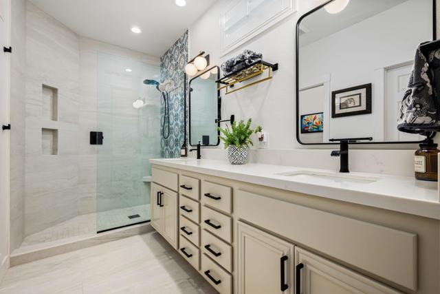 Image 18 of 39 For 45137 Big Canyon Street