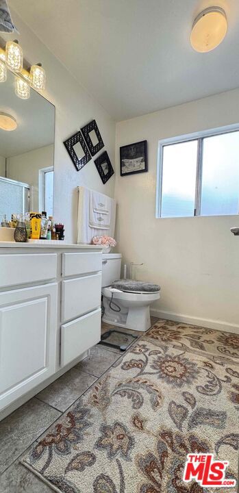 20159 Cohasset Street, Winnetka CA: https://media.crmls.org/mediaz/d38213e9-45f1-486e-b0a1-06df2b0ca140.jpg