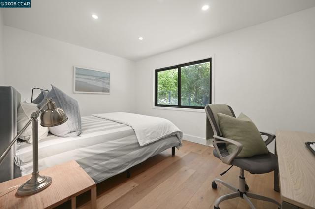 148 Draeger Drive, Moraga CA: https://media.crmls.org/mediaz/d382401d-b737-4a77-8ed9-f0143142ea32.jpg