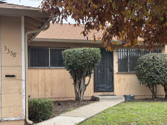 3338 Zamora Way, Stockton CA: https://media.crmls.org/mediaz/d38484ca-afca-48a3-bb77-1620f745c1fb.jpg