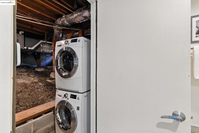 4503 Gregory Way, Richmond CA: https://media.crmls.org/mediaz/d384ccd6-32ff-4934-b82c-5a64ffd25dbe.jpg