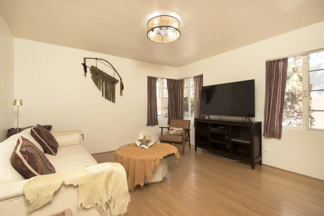 52404 Avenida Rubio, La Quinta CA: https://media.crmls.org/mediaz/d384f101-e49e-4a6a-9d22-cf6c86adeb81.jpg
