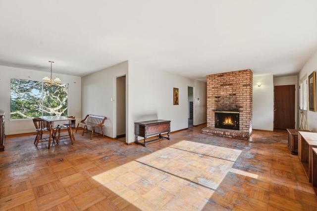 3915 Kingridge Drive, San Mateo CA: https://media.crmls.org/mediaz/d3870b73-e2c9-498b-b9fa-7119523e385b.jpg