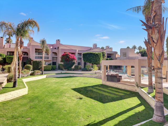 426 Village W Square, Palm Springs CA: https://media.crmls.org/mediaz/d38758be-1f17-41e8-a48f-fc1d41c4f873.jpg