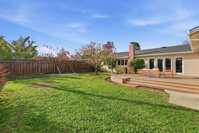1747 Walnut Drive, Mountain View CA: https://media.crmls.org/mediaz/d3882a76-0c9a-4e53-a2e3-65380ca7734b.jpg