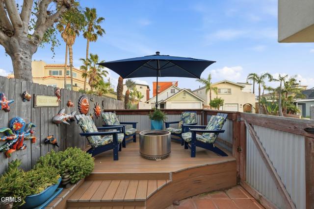 Detail Gallery Image 4 of 73 For 137 Fillmore Ave, Oxnard,  CA 93035 - 3 Beds | 3 Baths