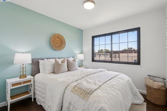 5349 Valpey Park Ave, Fremont CA: https://media.crmls.org/mediaz/d389bb59-bd64-4373-8dd3-5f66a7e357b3.jpg