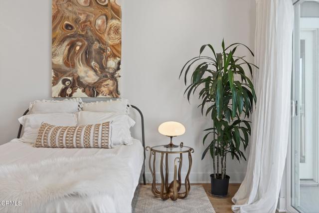 1111 Dover Lane, Ventura CA: https://media.crmls.org/mediaz/d389f921-3f3f-447d-af84-a717504422b9.jpg