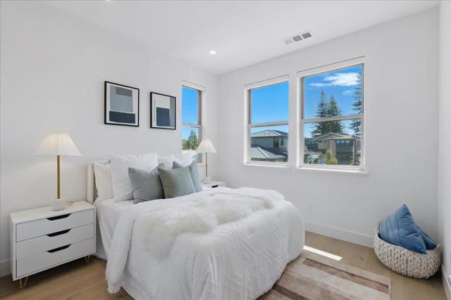 332 Marquetta Circle, Mountain View CA: https://media.crmls.org/mediaz/d38b9779-fc1c-43fc-8704-2d170e1b5273.jpg