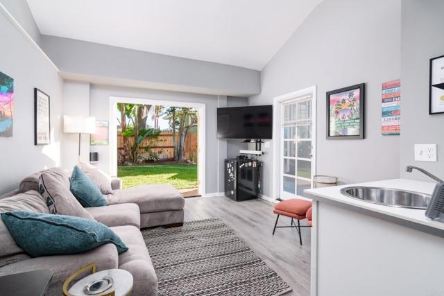 Detail Gallery Image 32 of 44 For 3915 Falcon St, San Diego,  CA 92103 - 3 Beds | 3 Baths